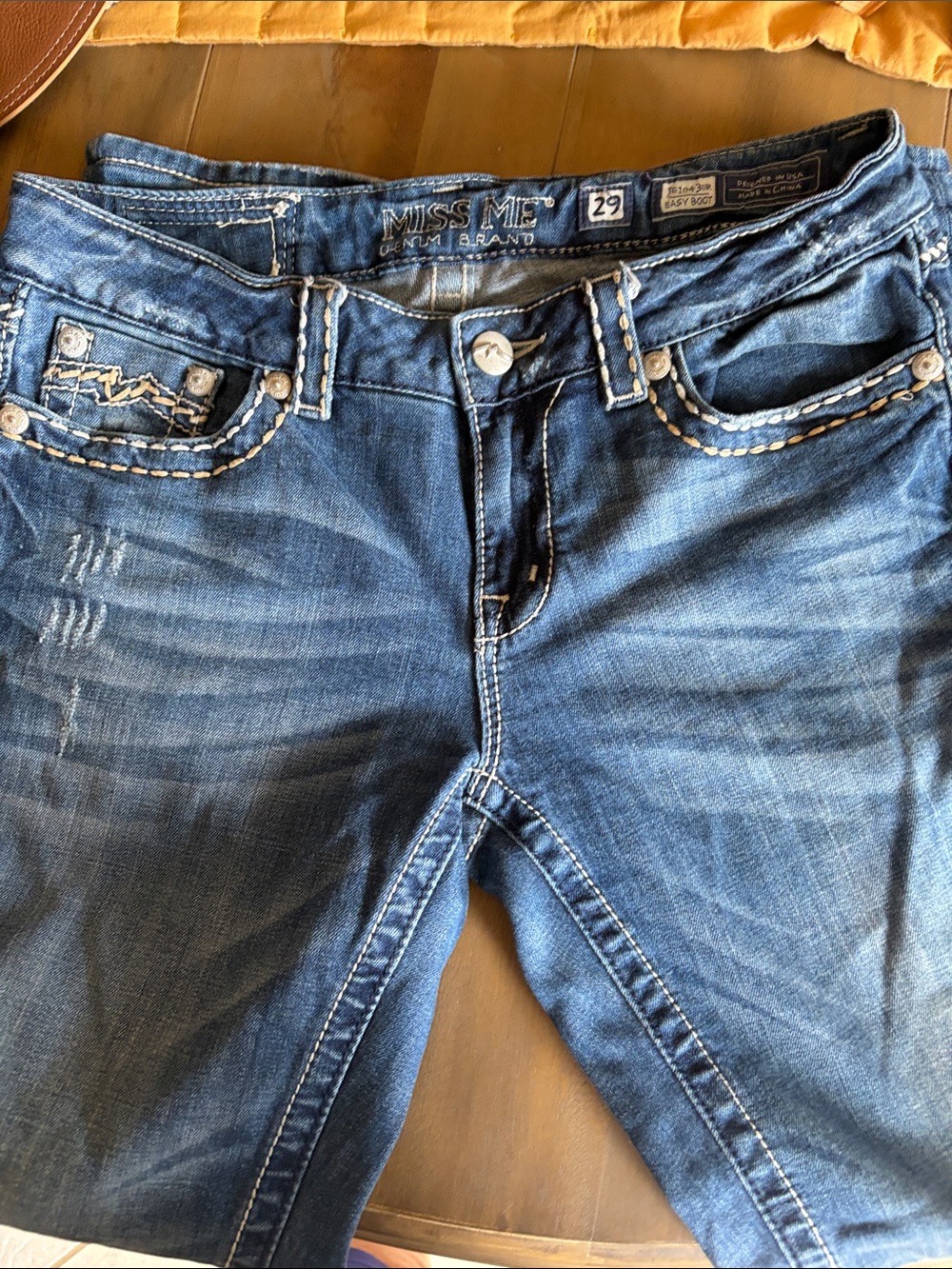 Miss Me Easy Boot Jeans with Contrast Stitching